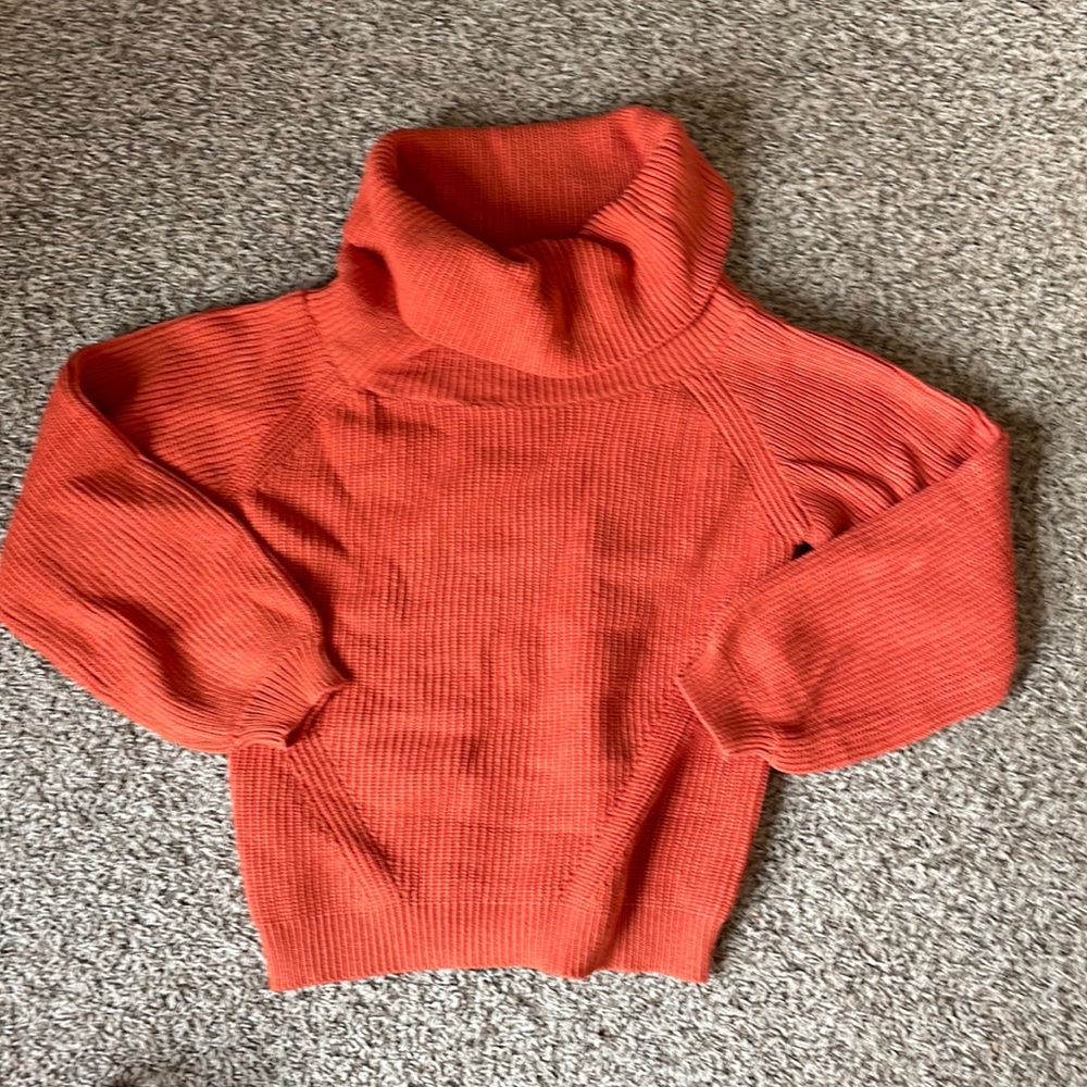 Women’s Long Sleeve Turtleneck Sweater, size small